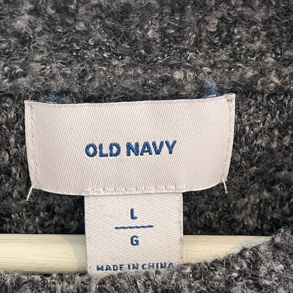 Girls’ Large Sweater (youth 10-12 y.o.) - Picture 3 of 4